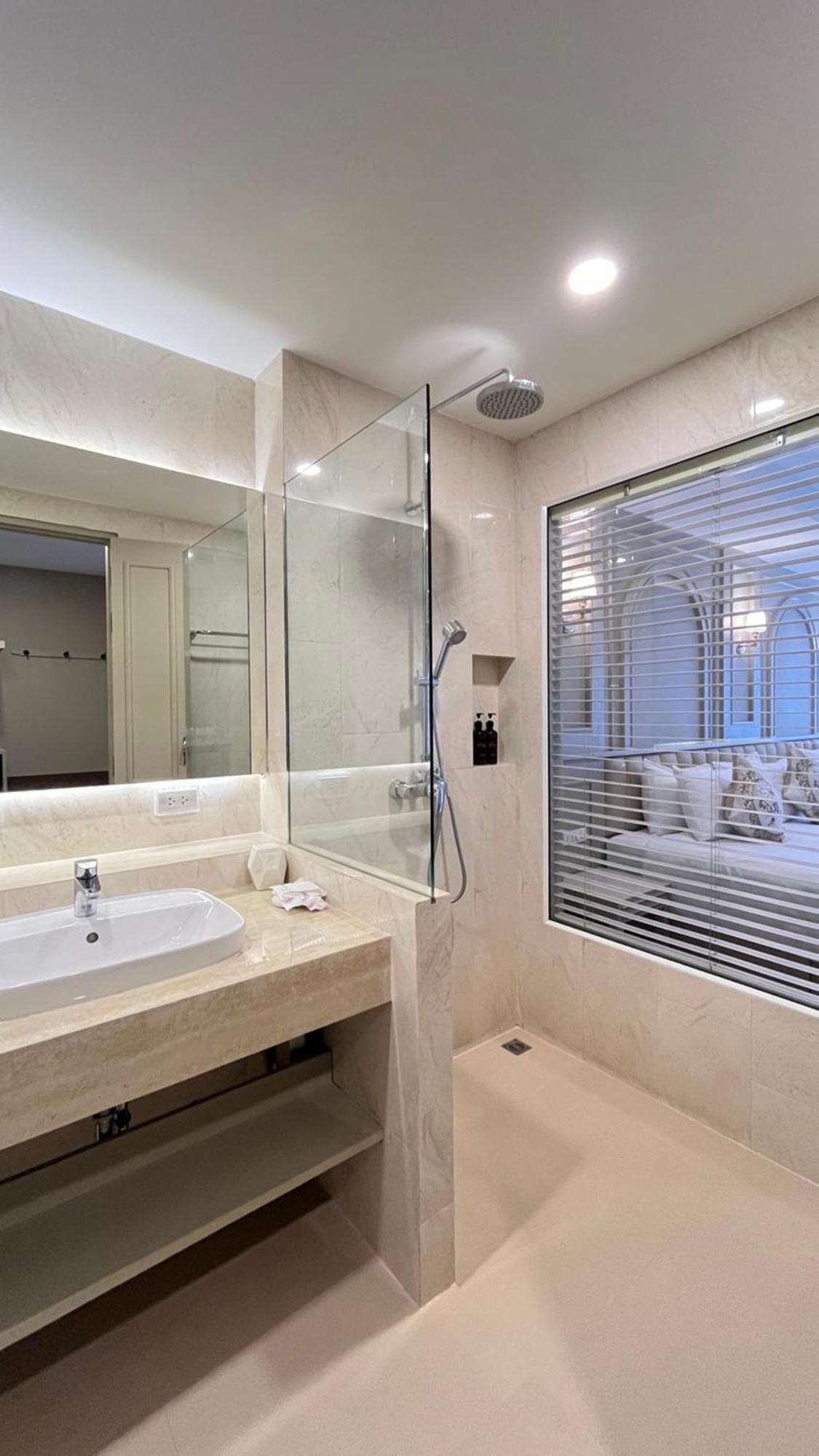 Premier Triple Room