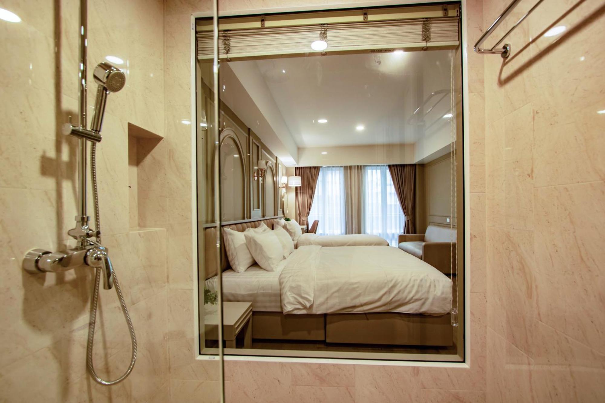 Premier Triple Room
