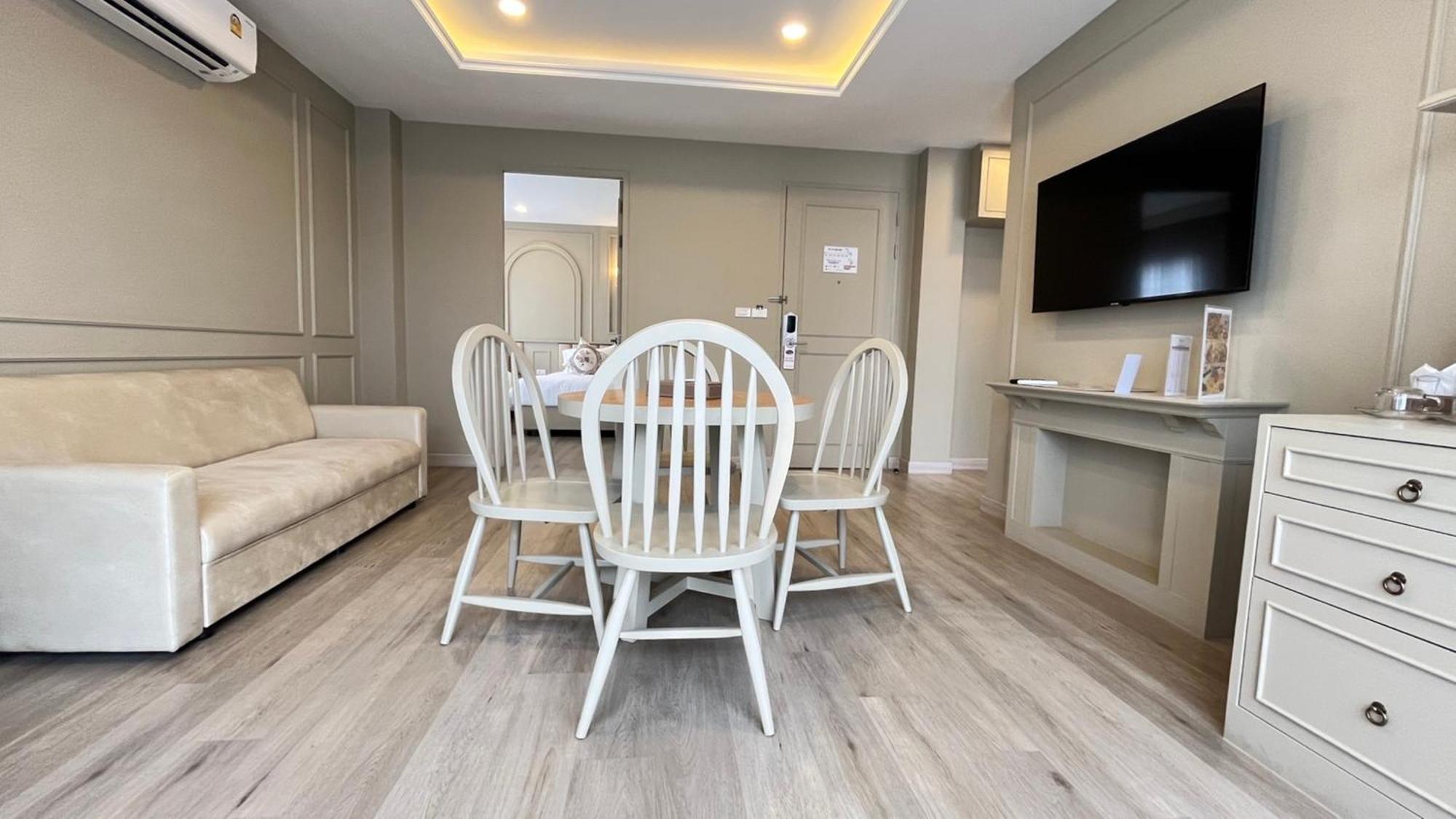 Premier Family Room