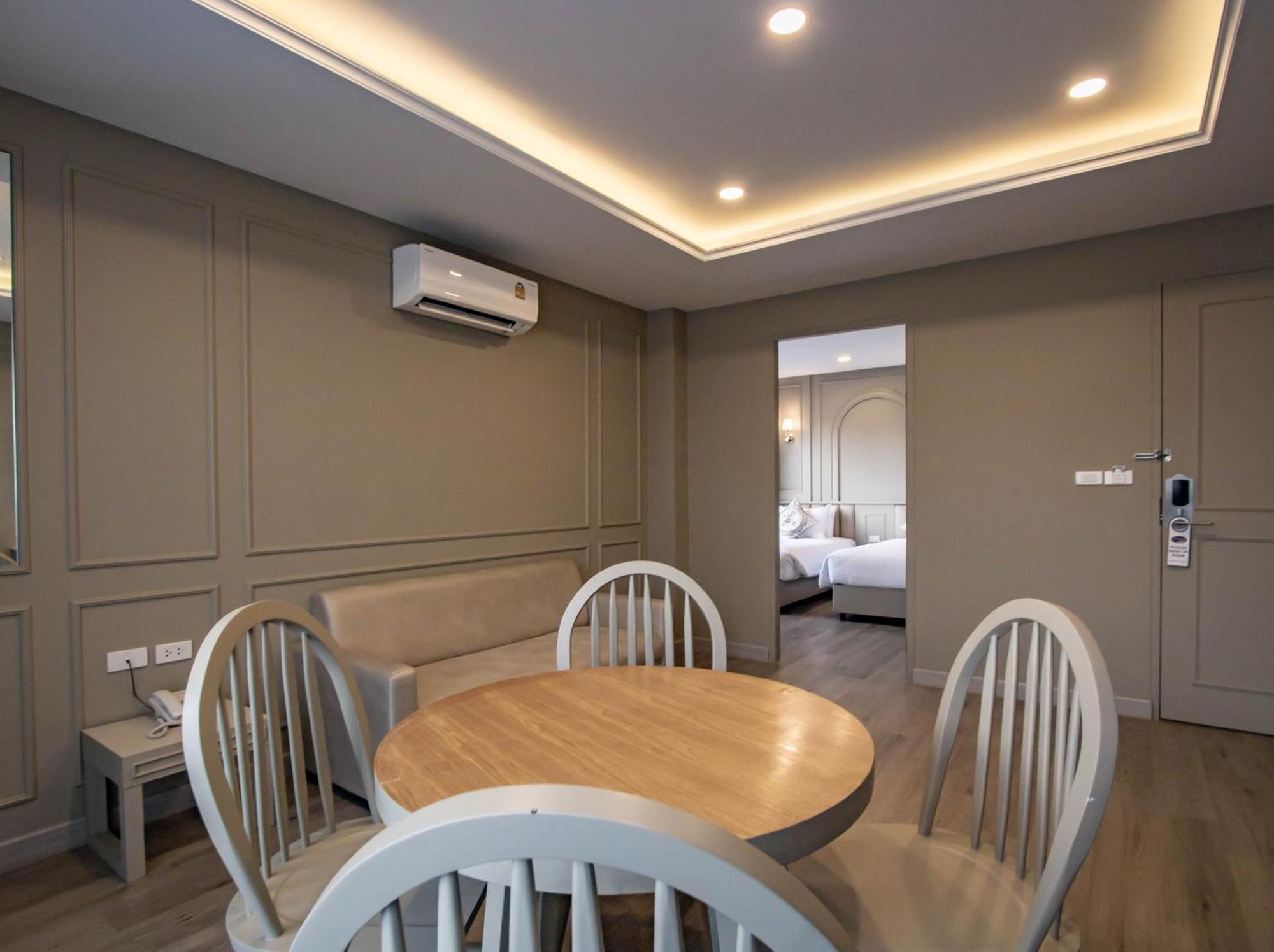 Premier Family Room