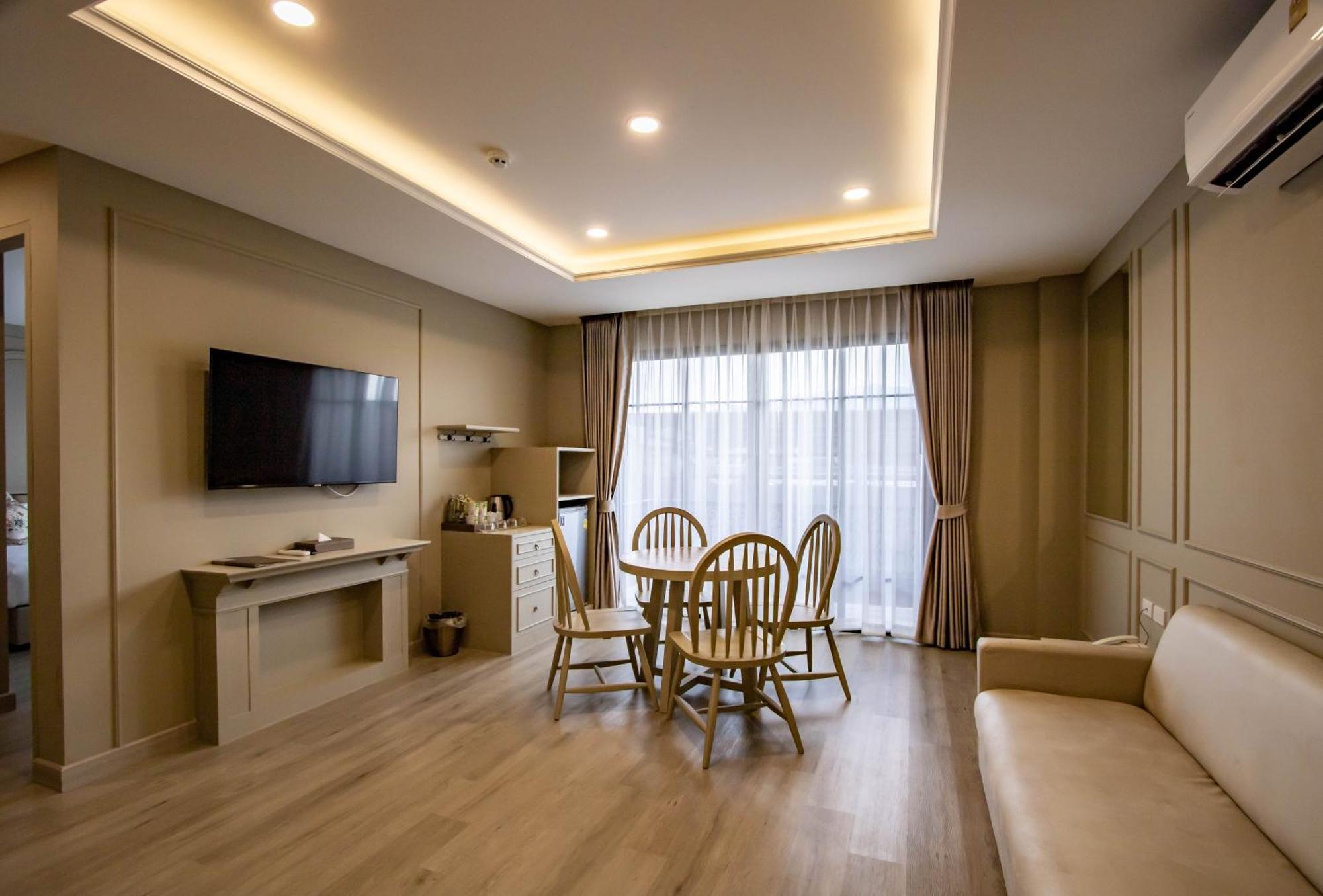Premier Family Room